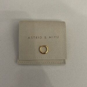 Astrid and Miyu Essential Hoop